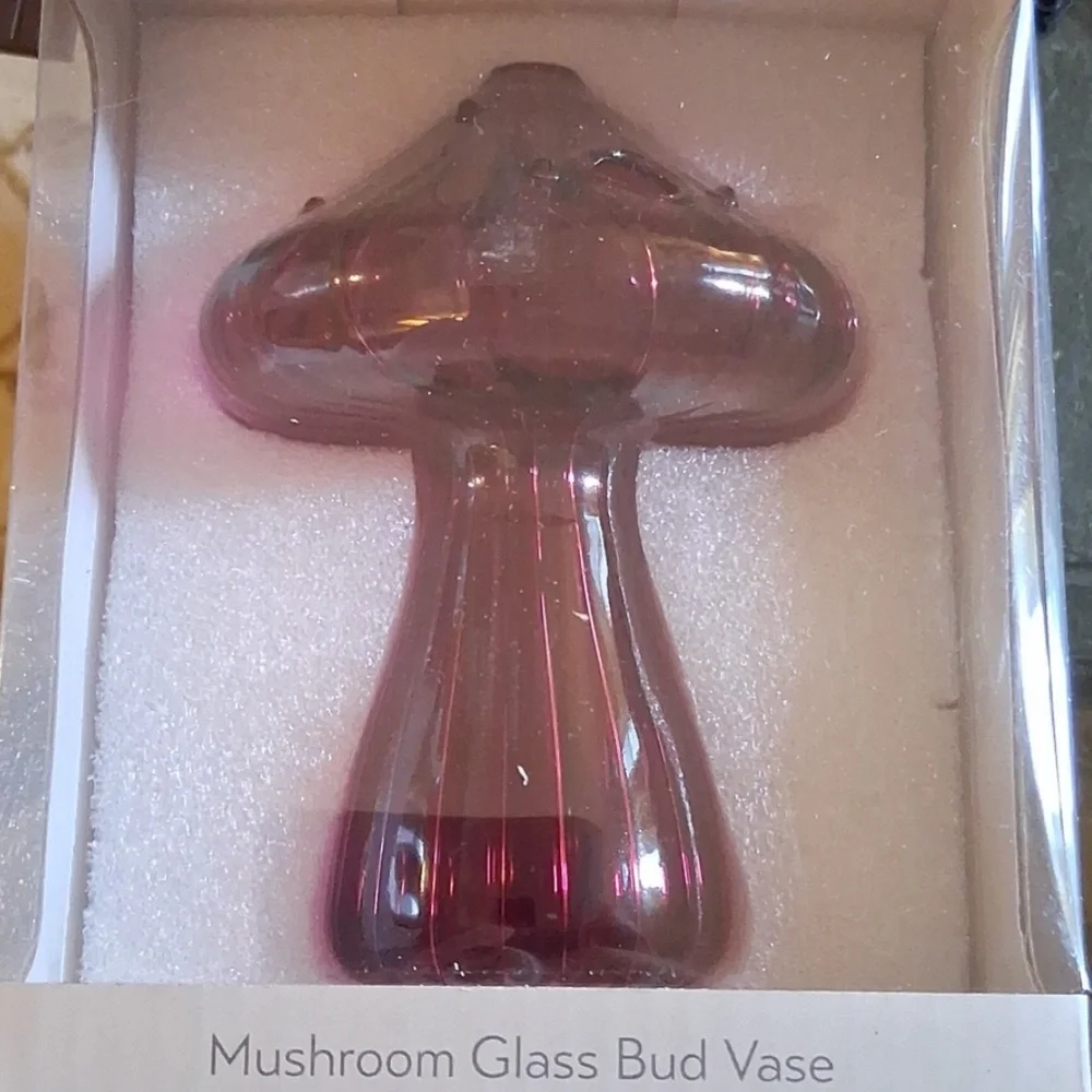 Kirkton House Purple Glass Bud Vase Hippie Mushroom Airtight 3.74” X 5.12” NWT